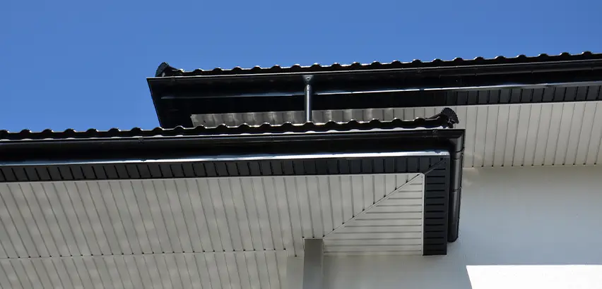 Box Eave Construction in Elmwood Park